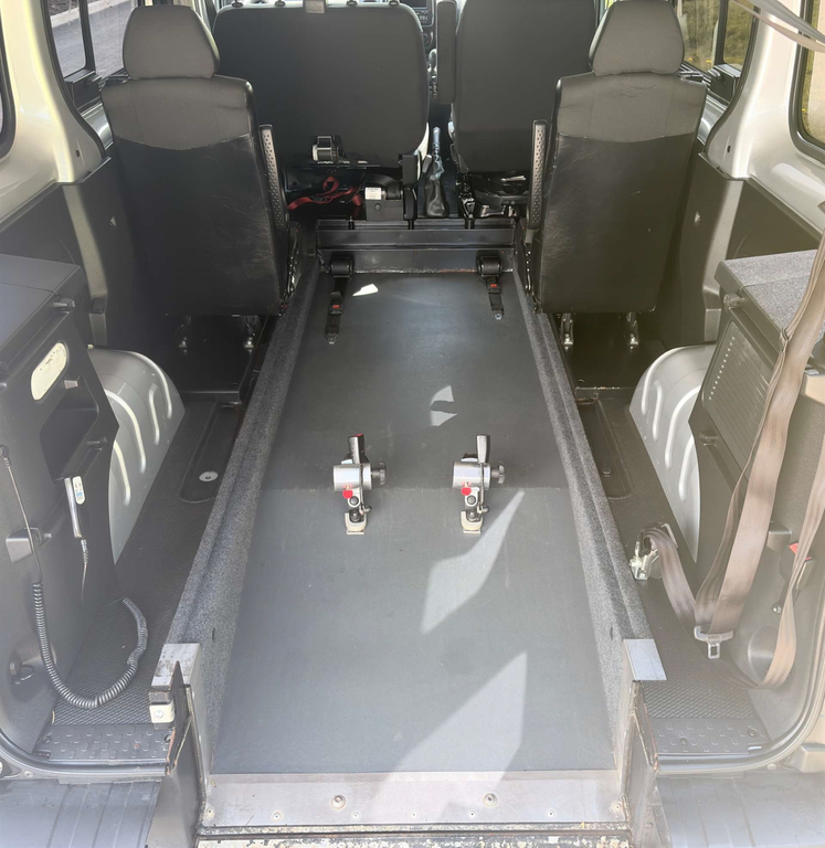 Renault Trafic Sl27 Business Wheelchair Accessible Vehicle Wav OU68CKY #6