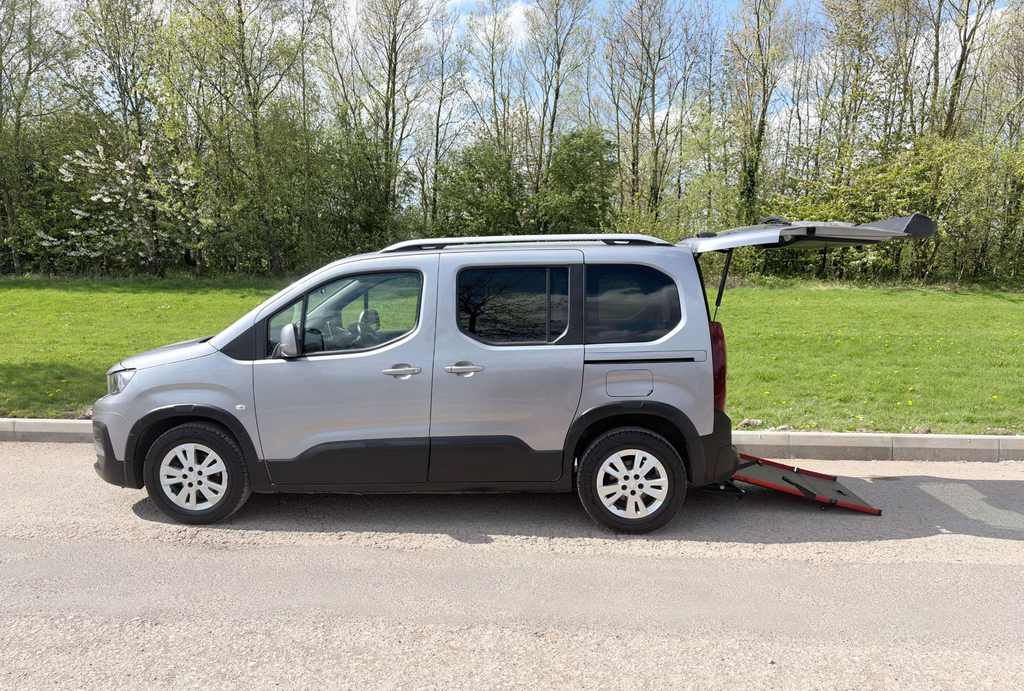 Peugeot Rifter Horizon Hdi Wheelchair Accessible Vehicle Disabled 