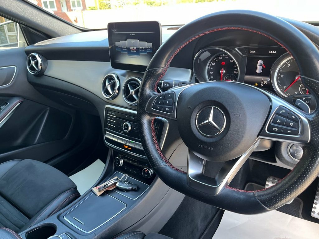 Mercedes-Benz GLA Class 2L Amg Line DA68XTP Grey #2