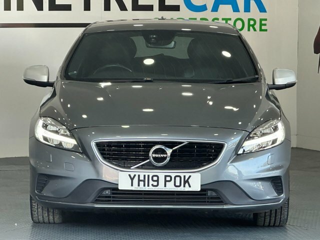 Volvo V40 1.5 T3 R-design Edition Hatchback Grey