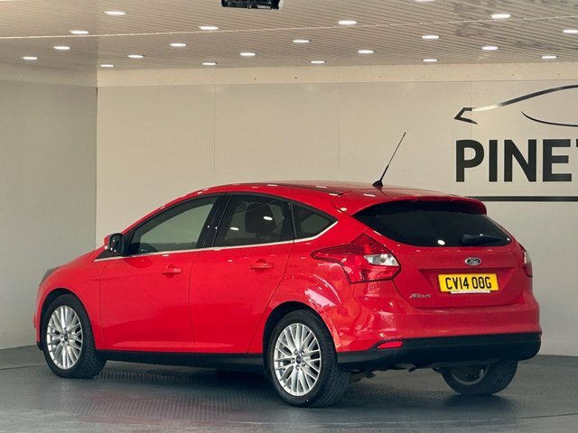 Ford Focus 1.6 Tdci Zetec Navigator Hatchback Manu CV14OOG Red #5