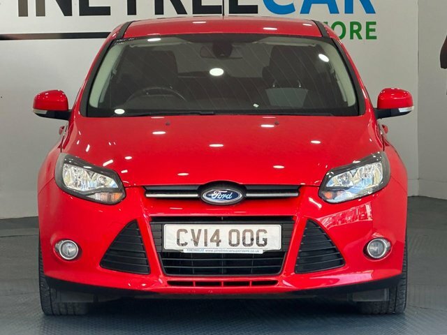 Ford Focus 1.6 Tdci Zetec Navigator Hatchback Manu Red