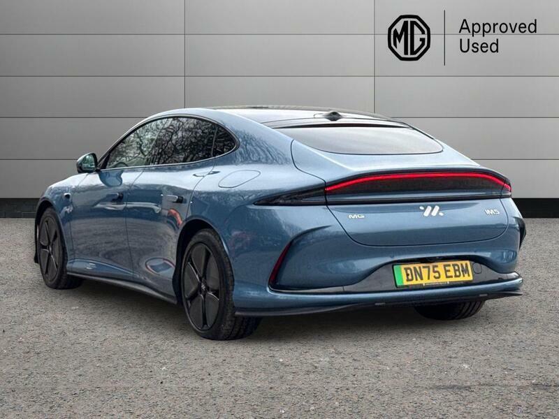 MG IM5 100Kwh Long Range Saloon DN75EBM Blue #5
