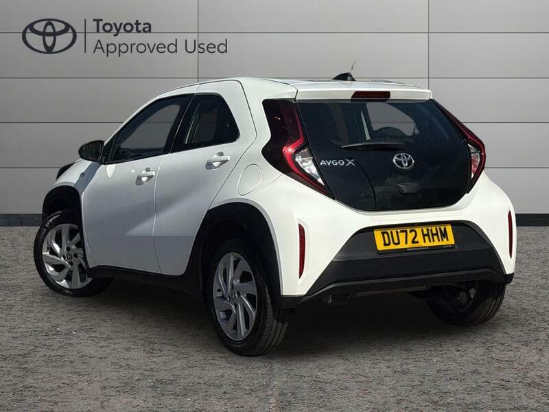 Toyota Aygo X 1.0 Vvt-i Pure Hatchback Euro 6 DU72HHM White #5