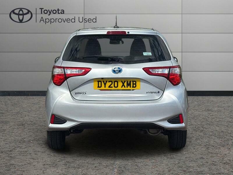 Toyota Yaris 1.5 Vvt-h Icon Hatchback Hybrid E-cvt E Silver #4