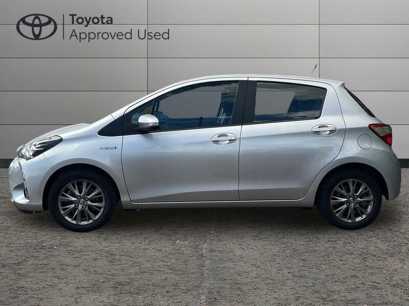 Toyota Yaris 1.5 Vvt-h Icon Hatchback Hybrid E-cvt E Silver #6