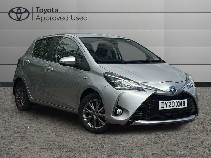Toyota Yaris 1.5 Vvt-h Icon Hatchback Hybrid E-cvt E Silver