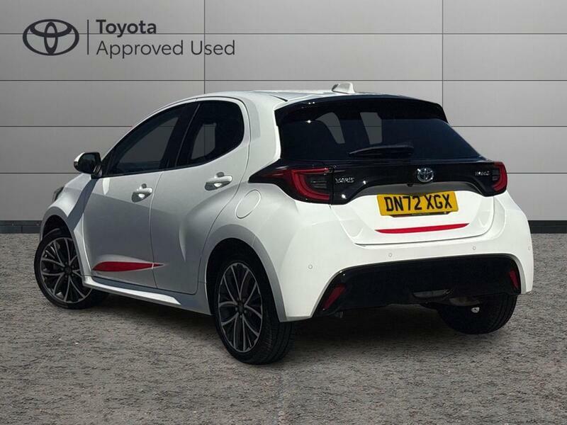 Toyota Yaris 1.5 Vvt-h Excel Hatchback Hybrid E-cvt DN72XGX White #5