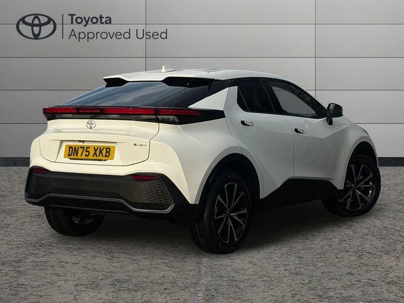 Toyota C-Hr 1.8 Vvt-h Design Suv Hybrid Cvt Euro 6 DN75XKB White #3