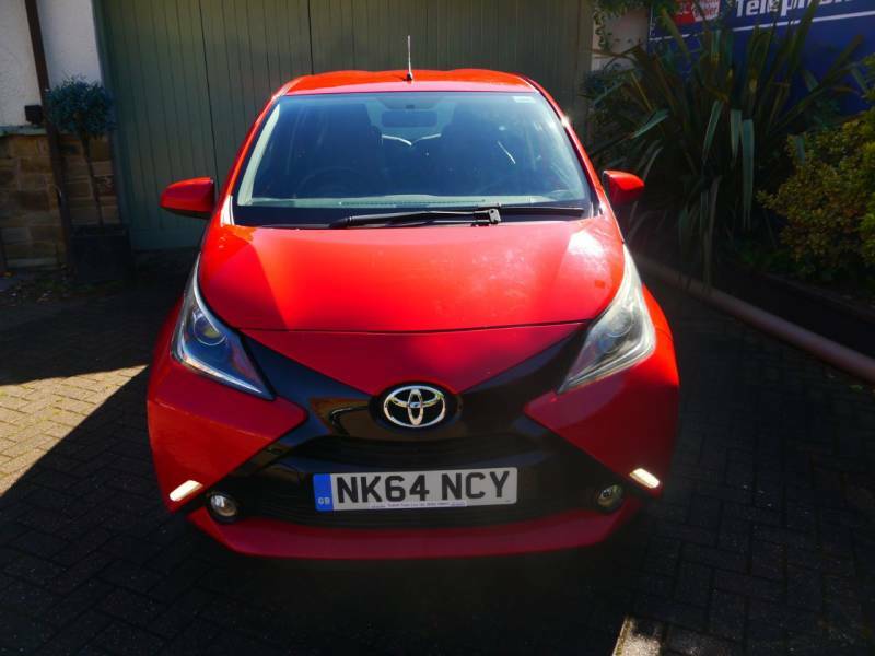 Toyota Aygo 1.0 Vvt-i X-pression Low Mileage - 2014 64 NK64NCY Red #2
