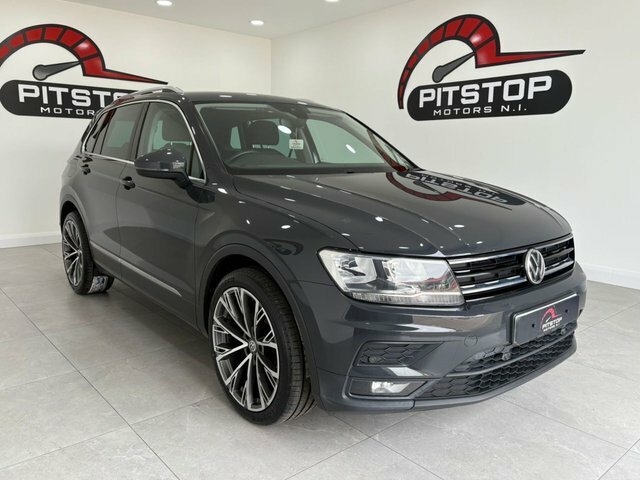 Volkswagen Tiguan Tdi Se Navigation Suv HF18KNG Grey #3