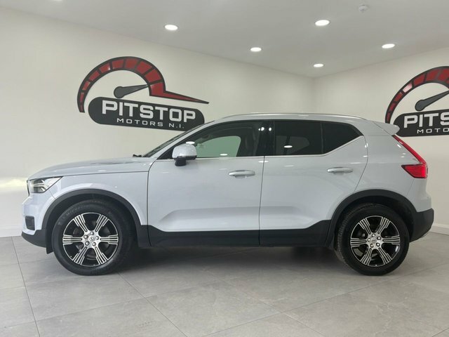 Volvo XC40 D3 Inscription Suv KV69LYK Silver #4