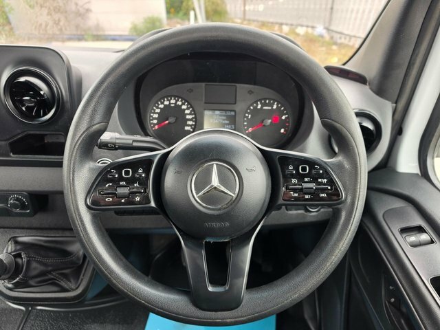 Mercedes-Benz Sprinter 2.1 316 Cdi Lwb 16.5Ft Dropside Rwd L3 163 Bhp Eu FJ69VGP White #2
