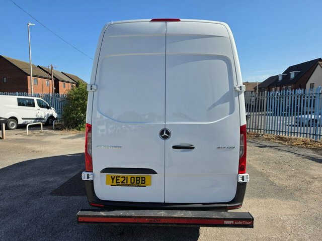 Mercedes-Benz Sprinter 2.1 314 Cdi Mwb Gah Chiller L2 H2 143 Bhp Euro 6 YE21OBB White #6