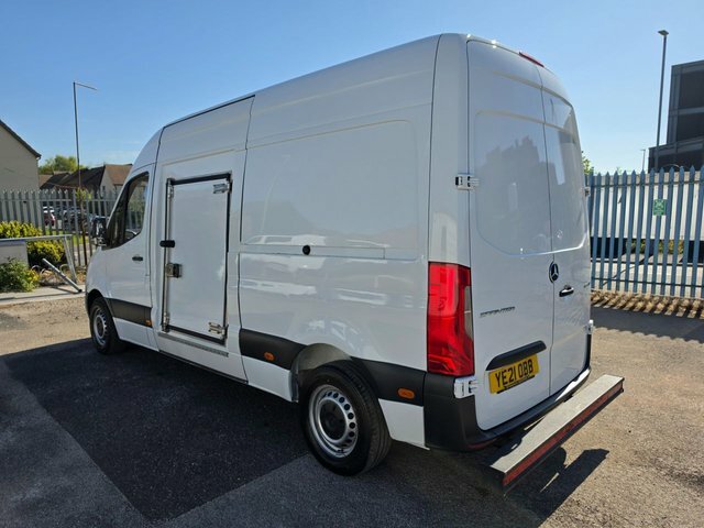 Mercedes-Benz Sprinter 2.1 314 Cdi Mwb Gah Chiller L2 H2 143 Bhp Euro 6 YE21OBB White #3