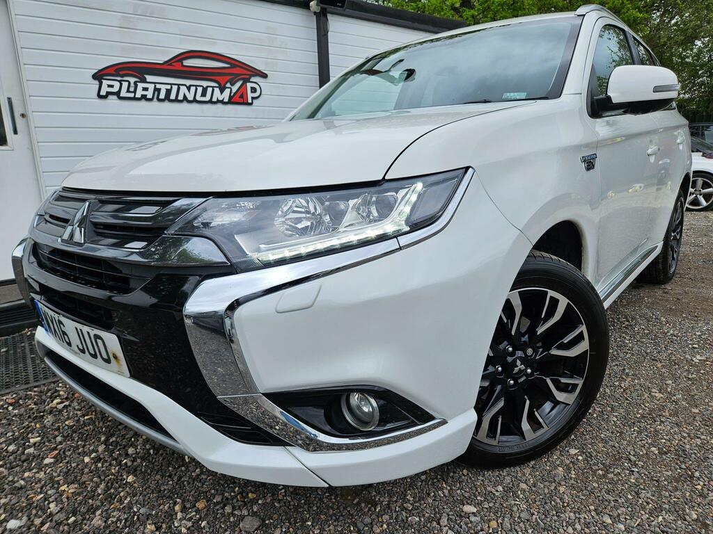 Mitsubishi Outlander 2.0H 12Kwh Gx4h Cvt 4Wd Euro 6 Ss WX16JUO White #4