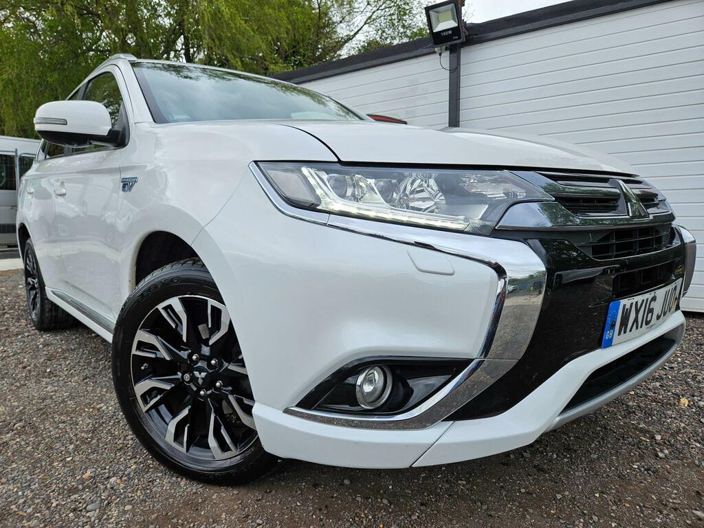 Mitsubishi Outlander 2.0H 12Kwh Gx4h Cvt 4Wd Euro 6 Ss WX16JUO White #6