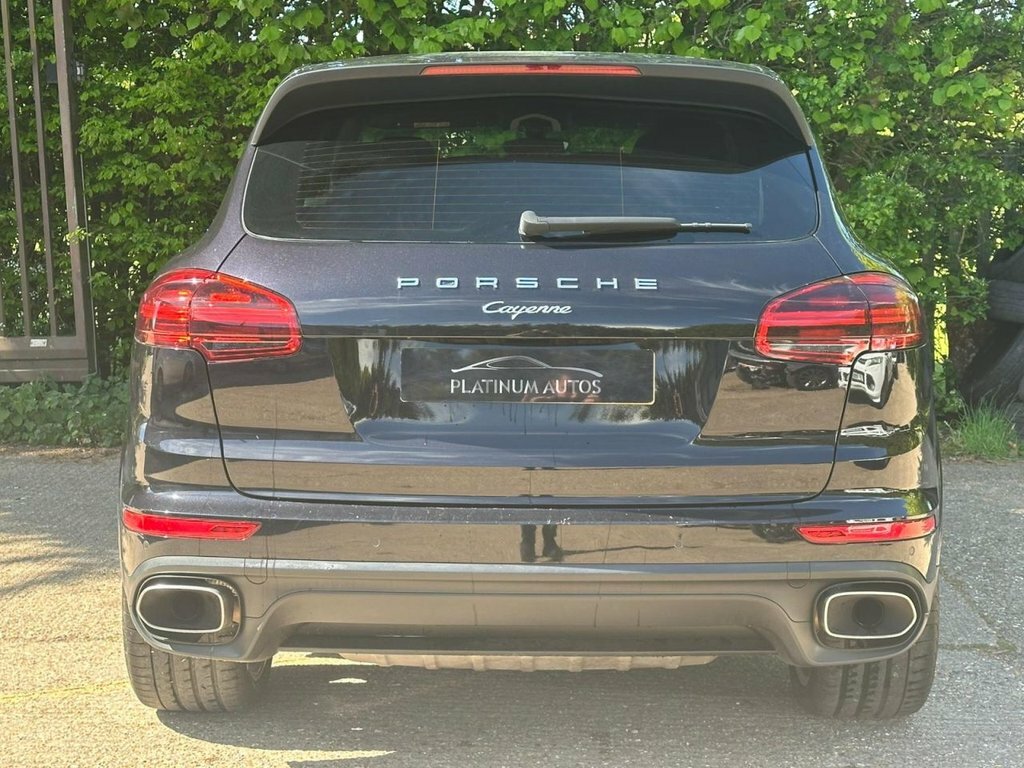 Porsche Cayenne 3L Platinum Edition Black #6