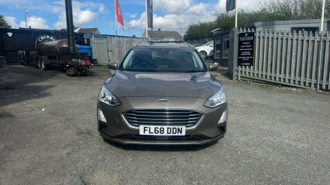 Ford Focus Titanium FL68DDN #2