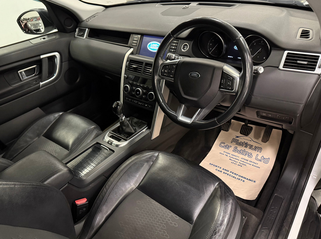 Land Rover Discovery Sport Td4 Se Tech Black Pack 7 Seater VX66XPE White #6