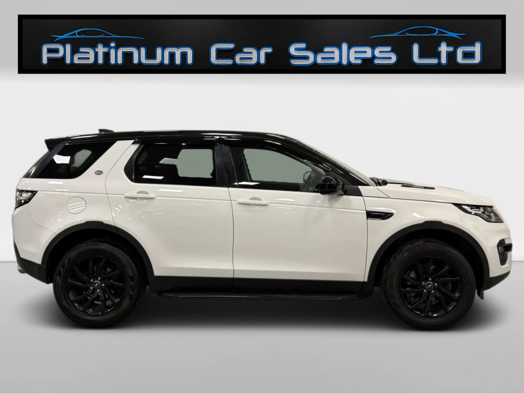 Land Rover Discovery Sport Td4 Se Tech Black Pack 7 Seater VX66XPE White #3
