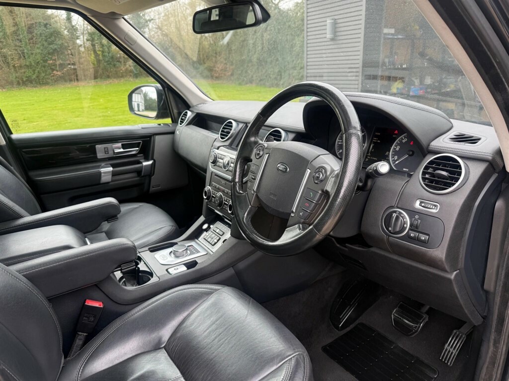 Land Rover Discovery 3.0 4 Sd V6 Hse Luxury 4Wd Euro 6 Ss GF65WPO Black #2