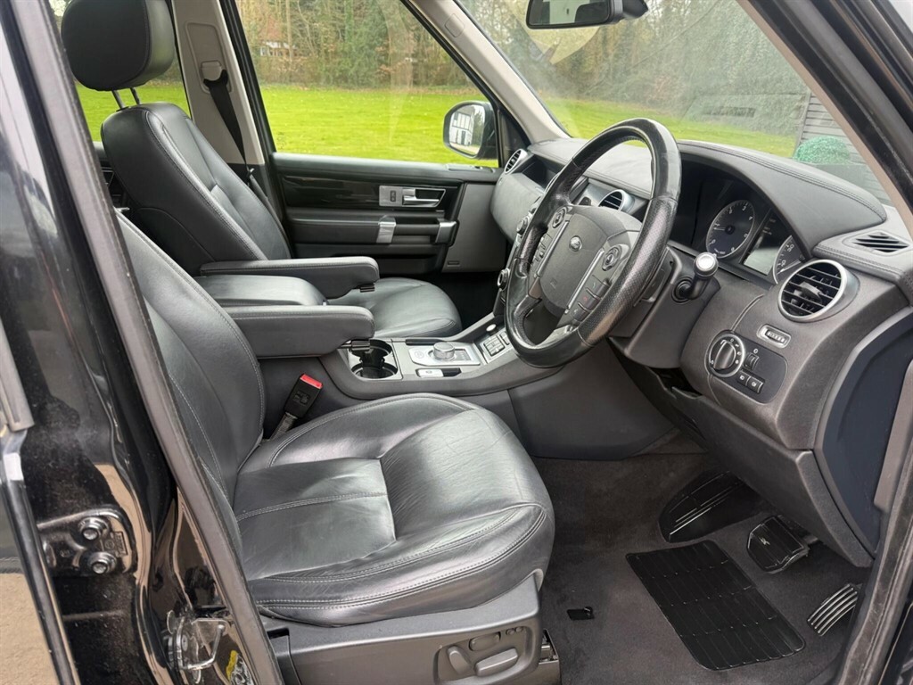 Land Rover Discovery 3.0 4 Sd V6 Hse Luxury 4Wd Euro 6 Ss GF65WPO Black #5