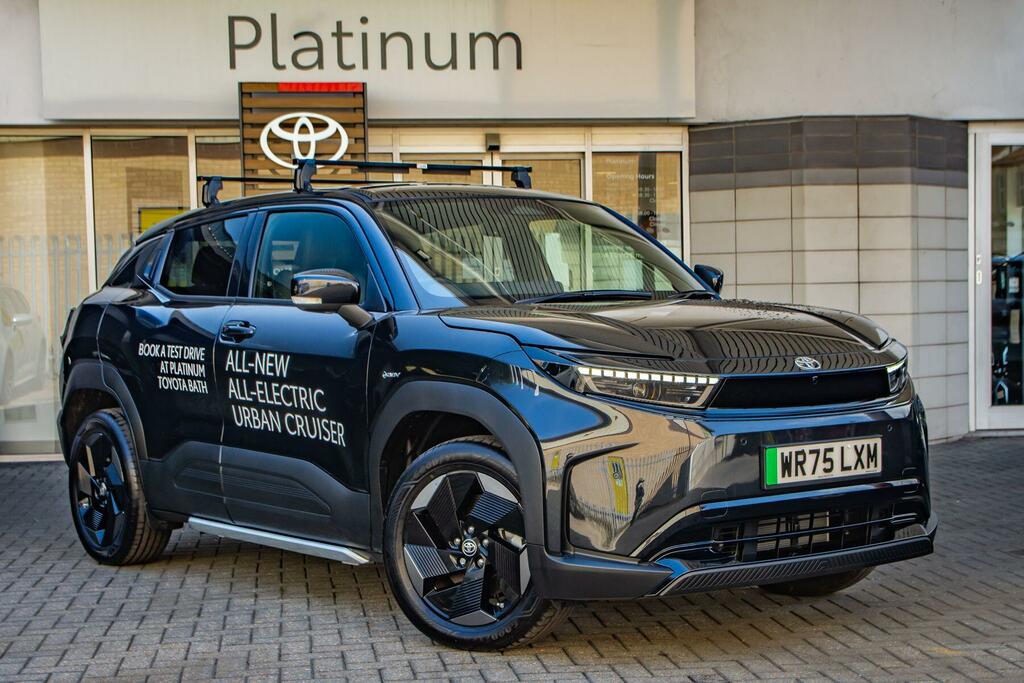 Toyota Urban Cruiser 61Kwh Design Black