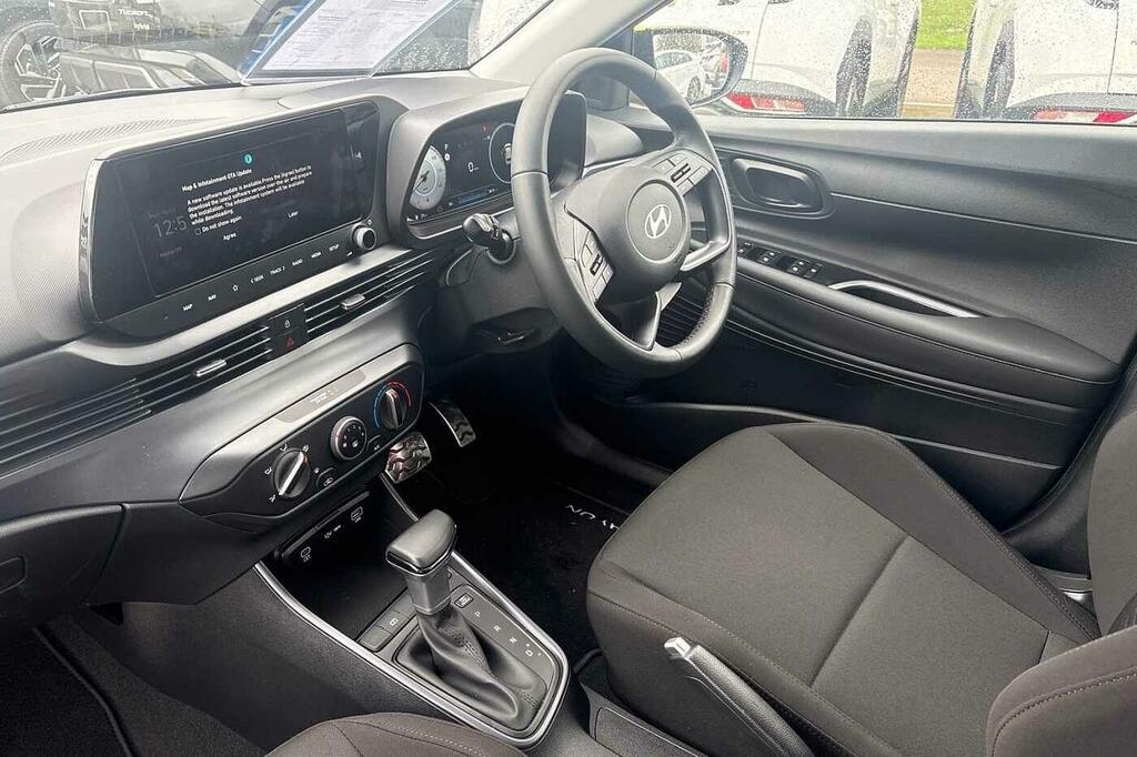 Hyundai Bayon 1.0 Tgdi Advance Dct BG75XJA Green #2