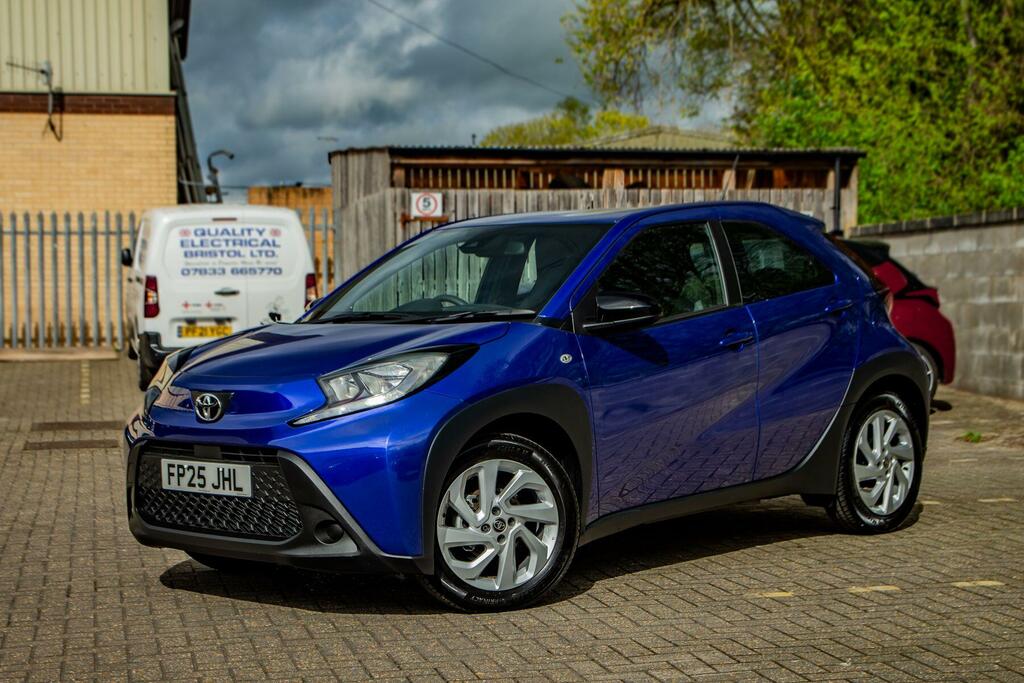 Toyota Aygo X 1.0 Vvt-i Pure Euro 6 Ss FP25JHL Blue #6