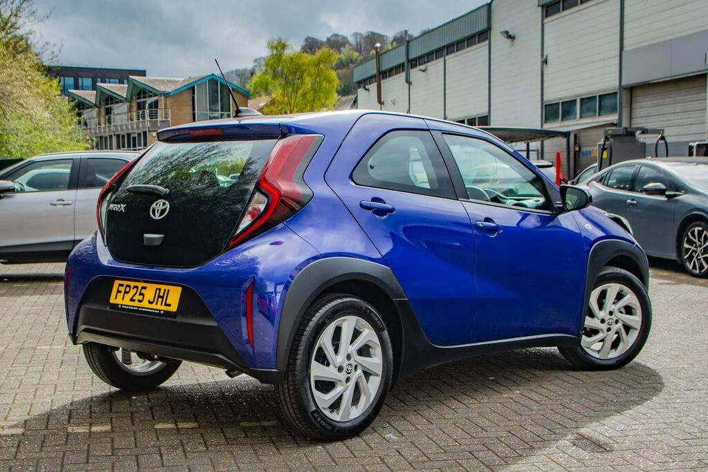 Toyota Aygo X 1.0 Vvt-i Pure Euro 6 Ss FP25JHL Blue #2