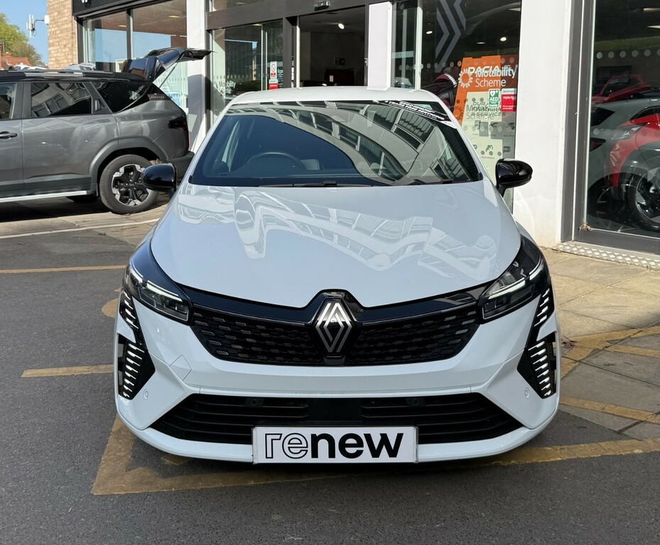 Renault Clio Hatchback Techno White #2