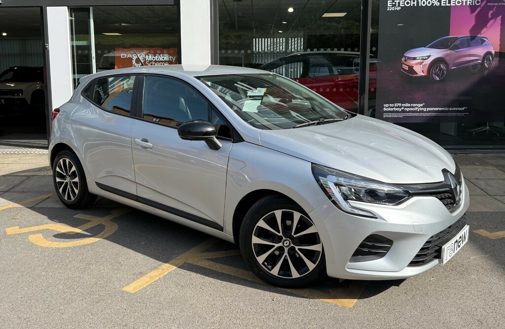 Renault Clio Hatchback Evolution 