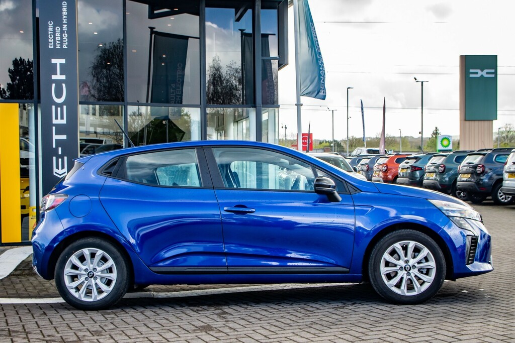 Renault Clio Hatchback Evolution Blue #3