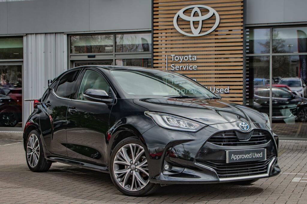 Toyota Yaris 1.5 Vvt-h Excel E-cvt Euro 6 Ss Black