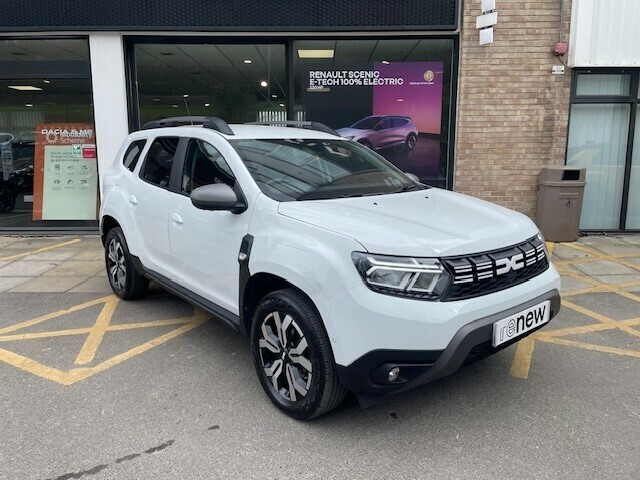 Dacia Duster Estate Journey White #3