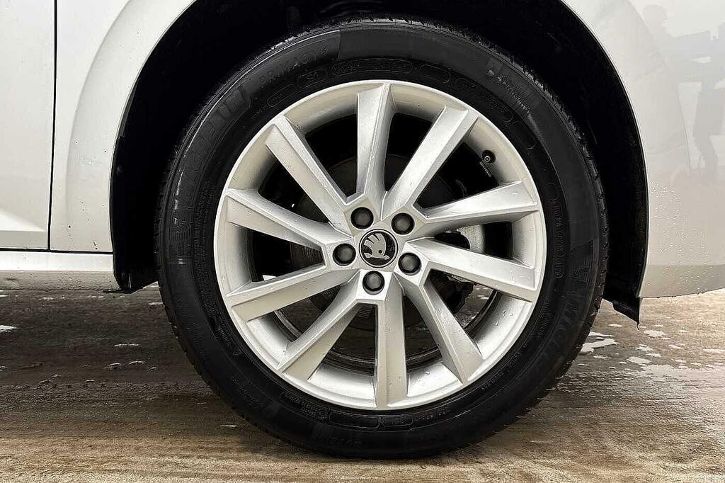 Skoda Kamiq 1.0 Tsi Se Edition Dsg GL25PFY Silver #5