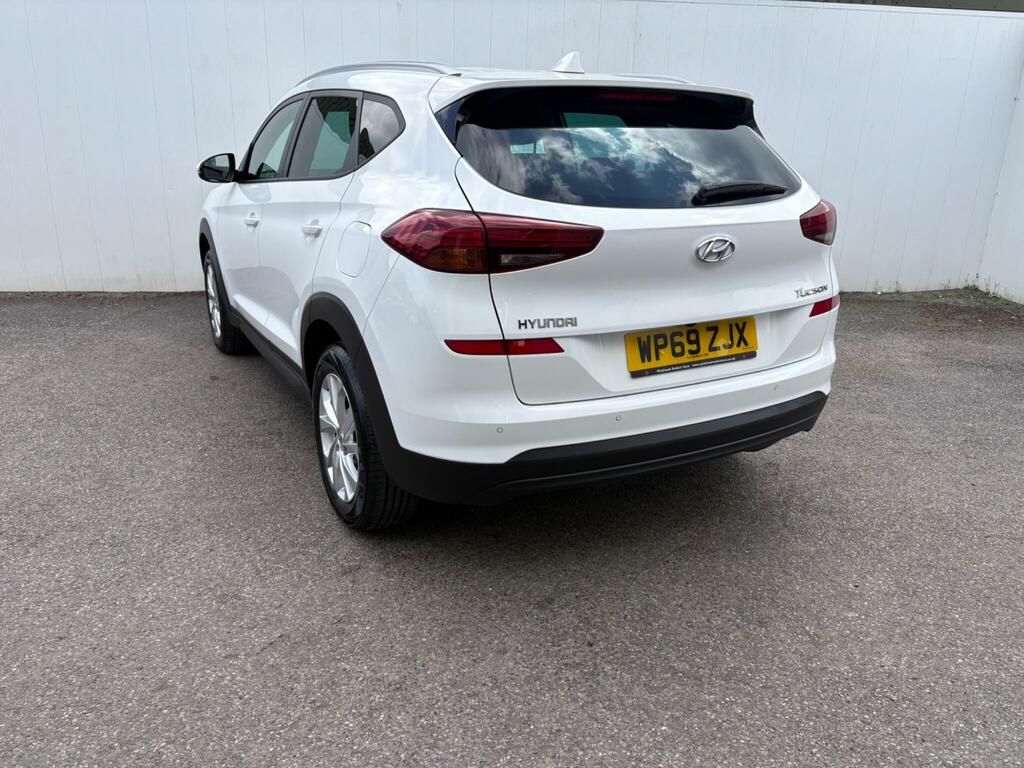 Hyundai Tucson 1.6 Gdi Se Nav Euro 6 Ss WP69ZJX White #4