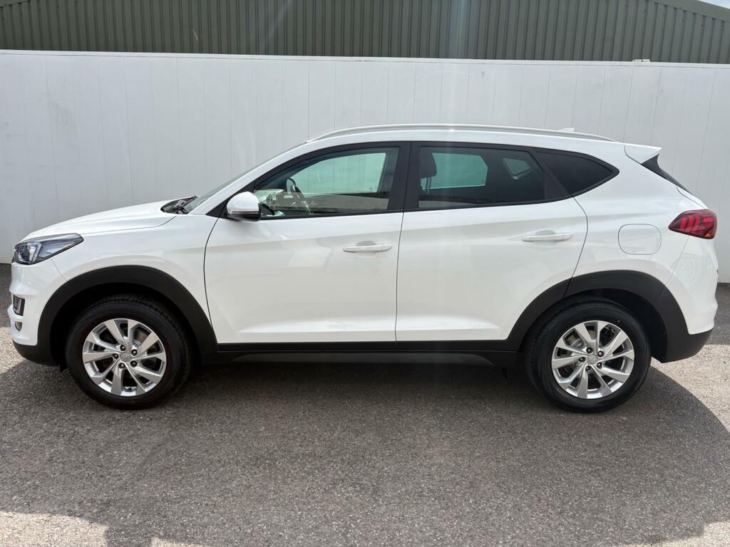 Hyundai Tucson 1.6 Gdi Se Nav Euro 6 Ss WP69ZJX White #5