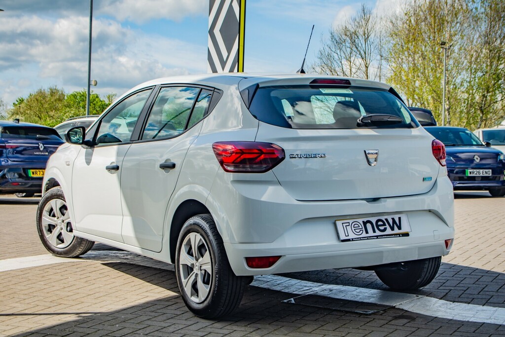 Dacia Sandero Hatchback Essential #5