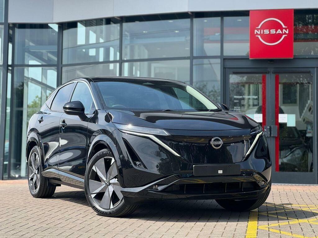 Nissan Ariya 87Kwh Advance 22Kw Charger Black