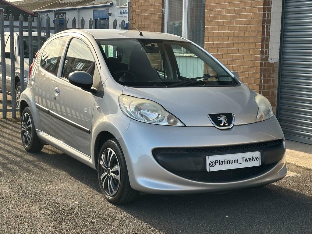 Peugeot 107 1.0 12V Urban 2 Tronic Euro 4 Silver