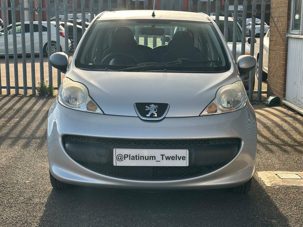Peugeot 107 1.0 12V Urban 2 Tronic Euro 4 Silver #3