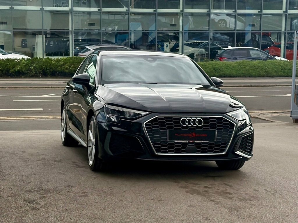 Audi A3 1L S Line Black