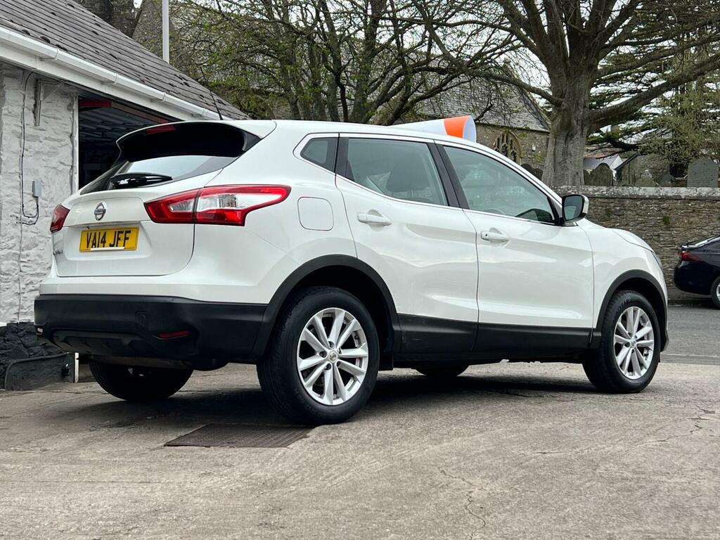 Nissan Qashqai Suv 1.2 Dig-t Acenta 2Wd Euro 5 Ss 201414 VA14JFF White #3