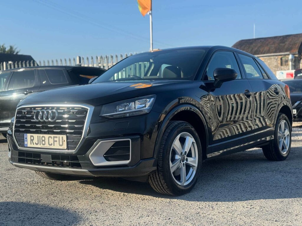Audi Q2 1.6 Q2 Sport Tdi Black #3