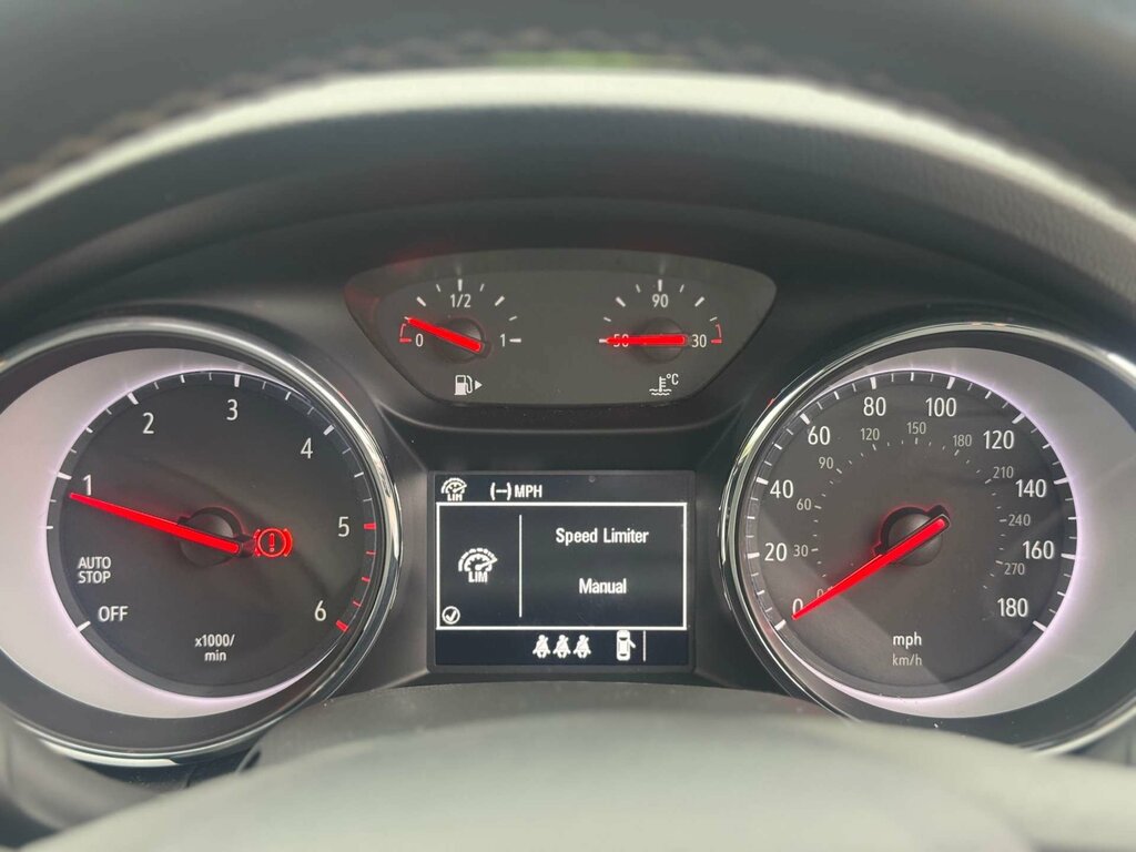 Vauxhall Astra 1.5 Astra Sri Vx-line Nav Td FV21JHJ Silver #6