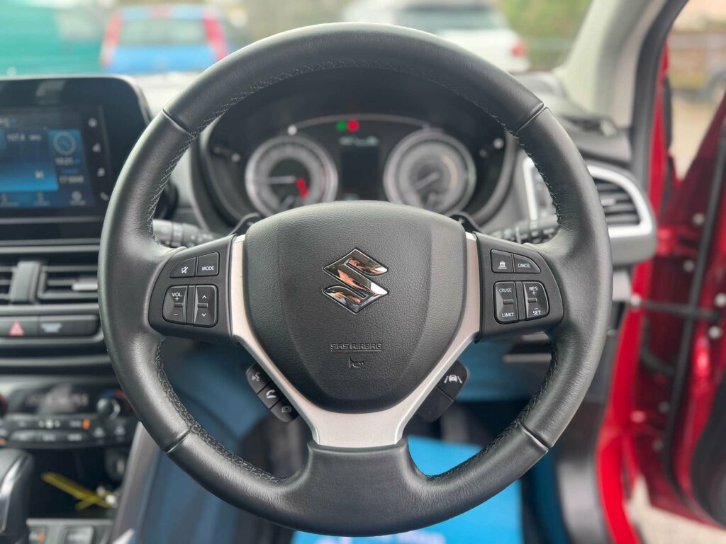 Suzuki SX4 S Cross 1.5 S-cross Motion Hev WF23JXH Red #5