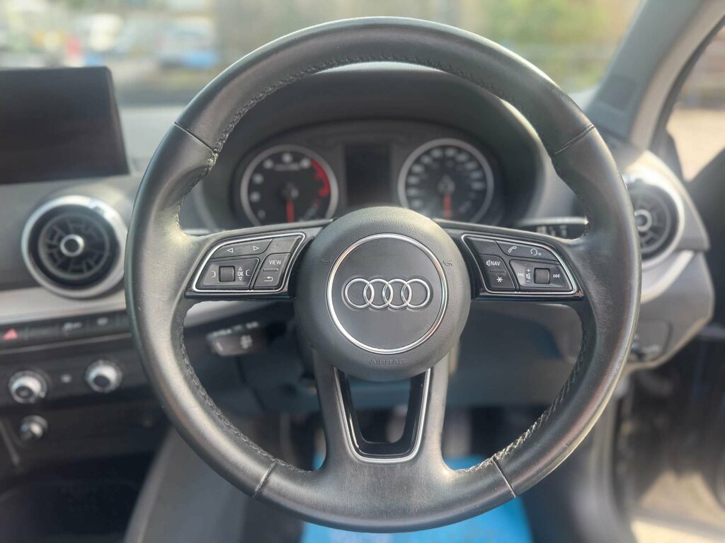 Audi Q2 1.0 Q2 Technik 30 Tfsi GX22WLJ Black #6