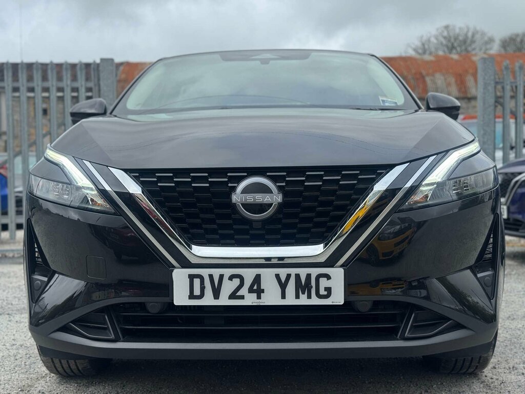 Nissan Qashqai 1.3 Qashqai Acenta Premium Dig-t Mhev DV24YMG Black #2